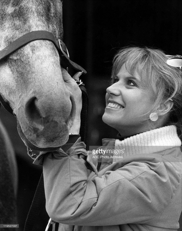 Leslie Charleson