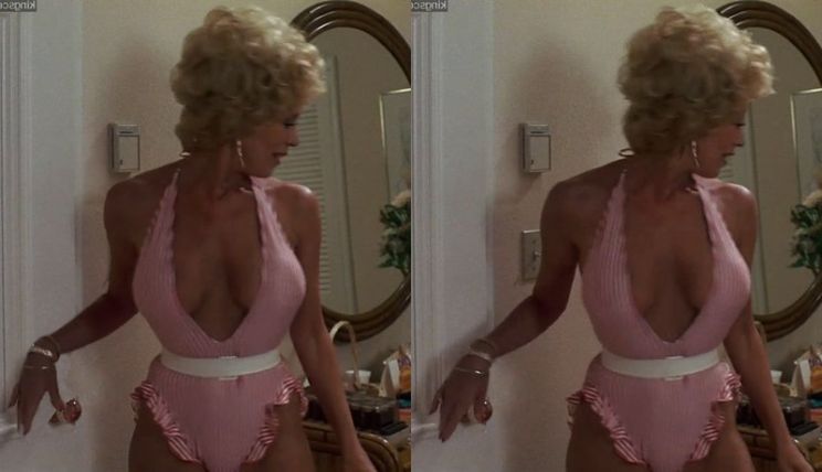 Leslie Easterbrook