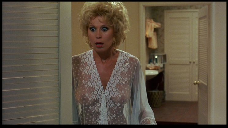 Leslie Easterbrook