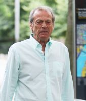 Leslie Grantham