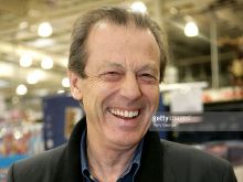 Leslie Grantham