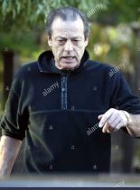 Leslie Grantham