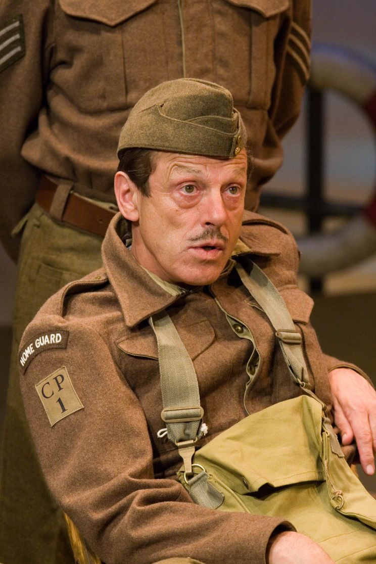 Leslie Grantham