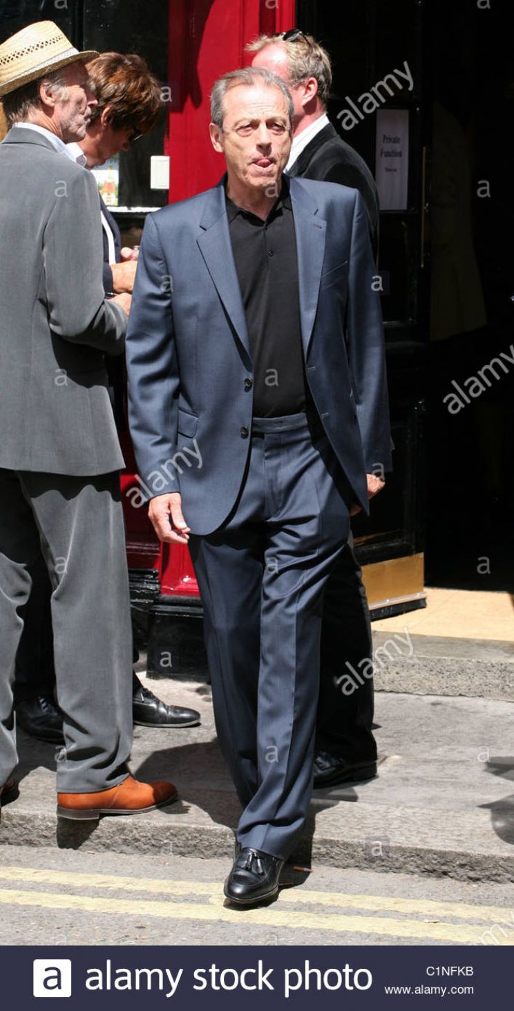 Leslie Grantham