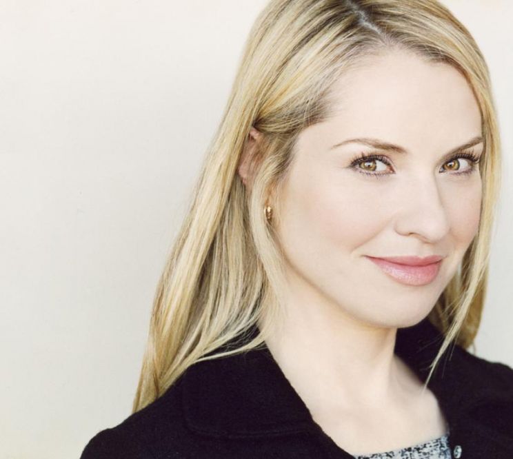 Leslie Grossman