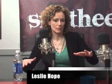 Leslie Hope