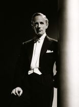 Leslie Howard