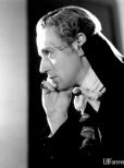 Leslie Howard