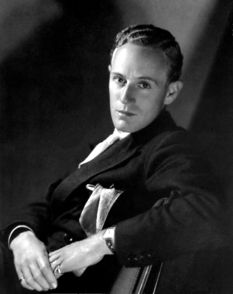 Leslie Howard