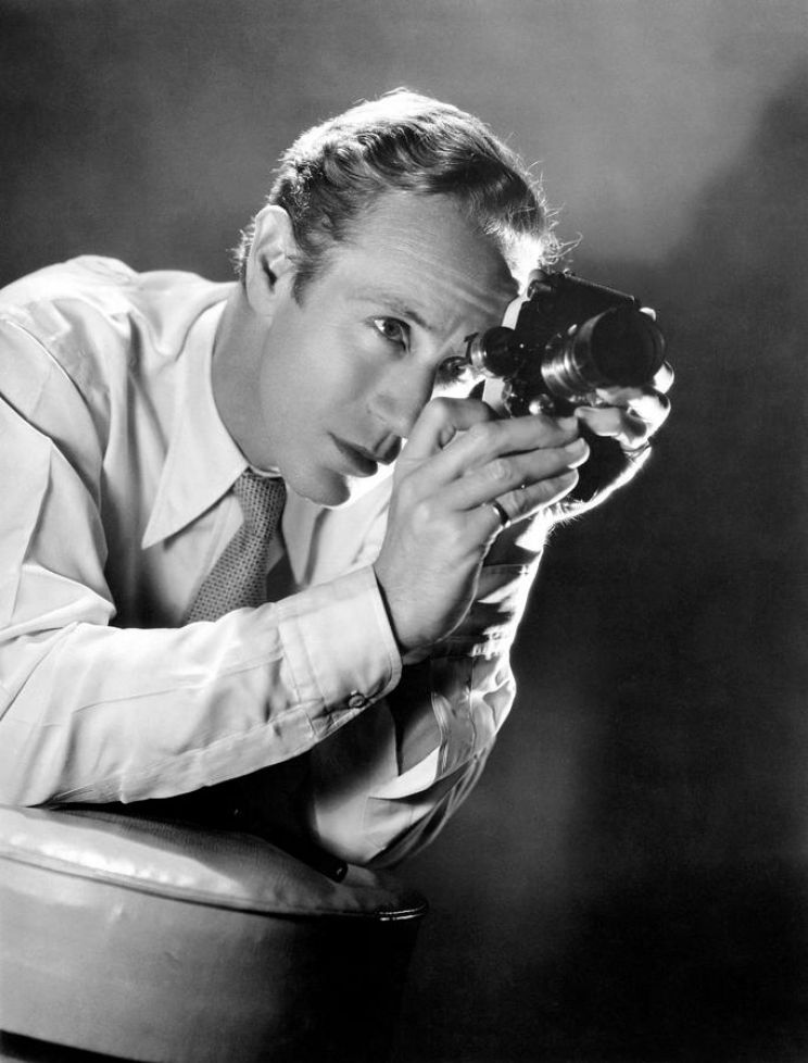 Leslie Howard