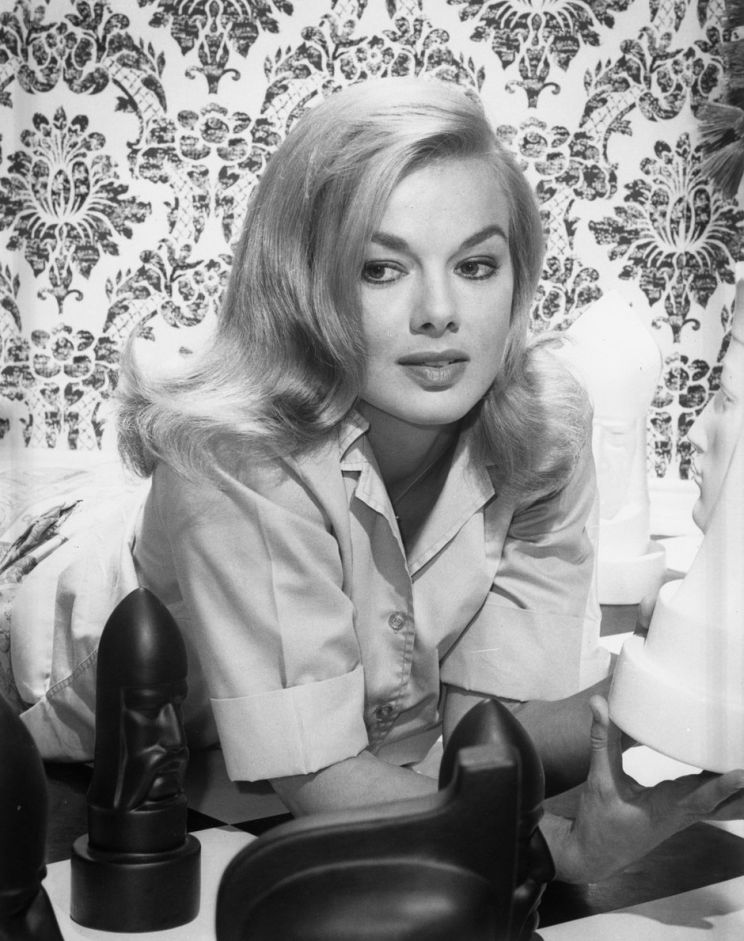 Leslie Parrish