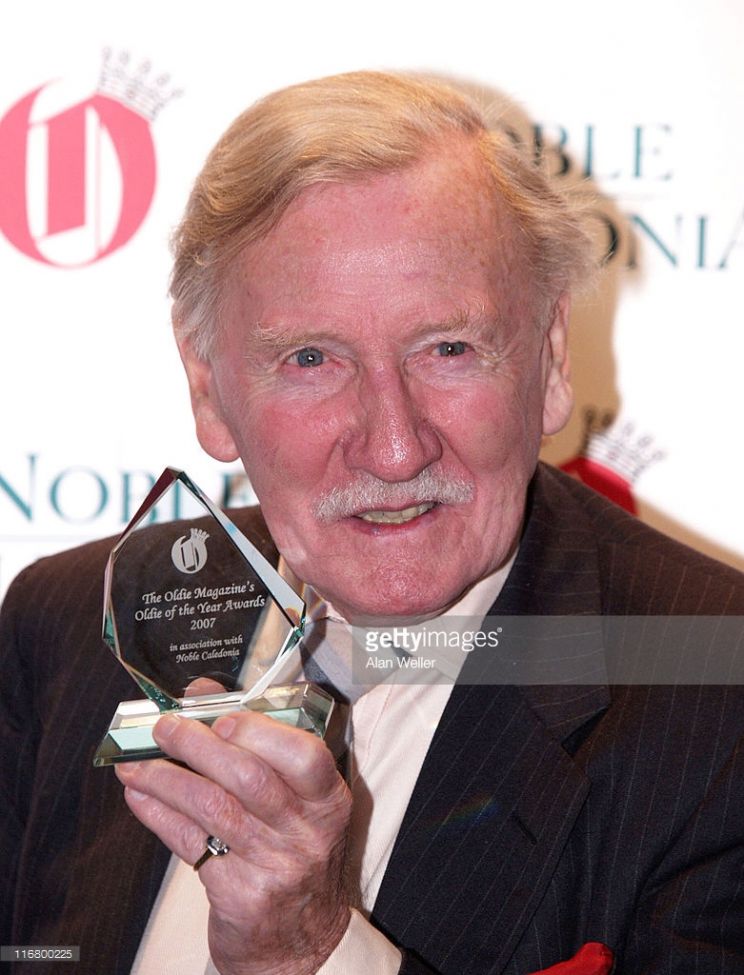 Leslie Phillips