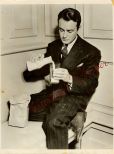 Lew Ayres