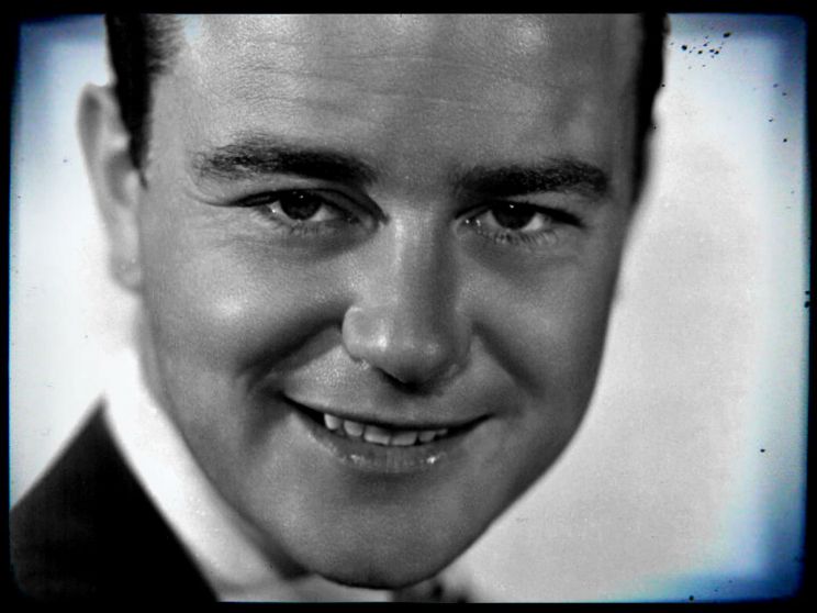 Lew Ayres