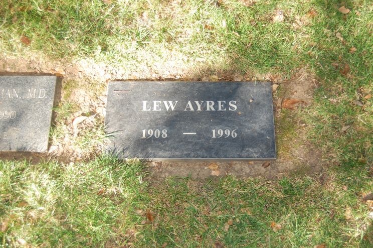 Lew Ayres