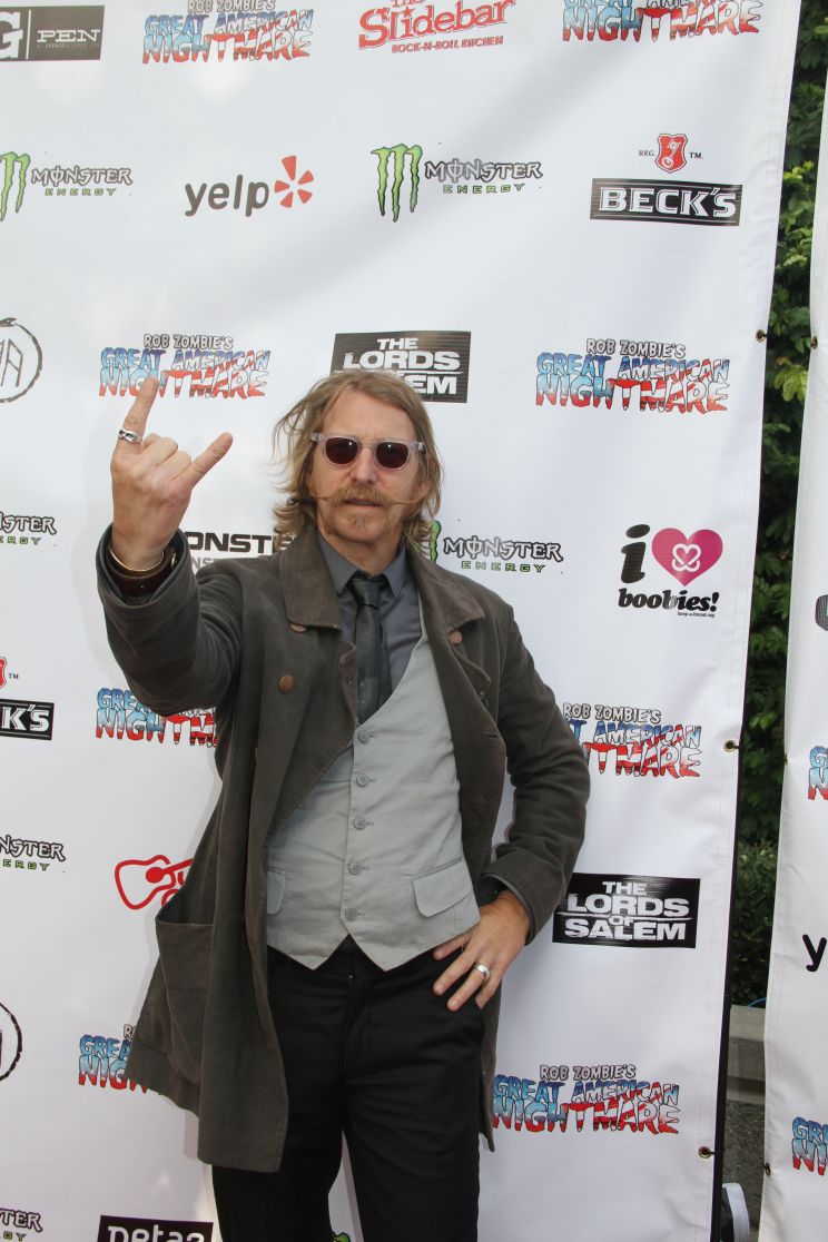 Lew Temple