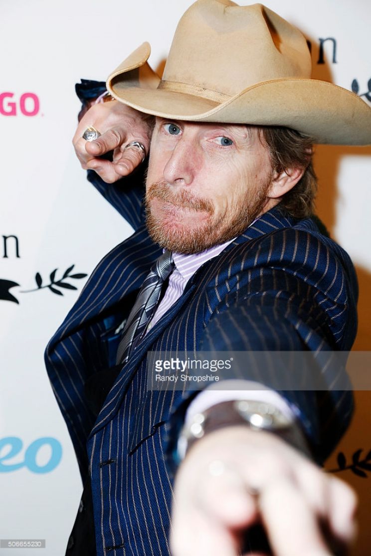 Lew Temple