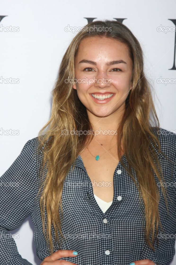 Lexi Ainsworth