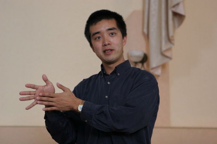 Liang Yang