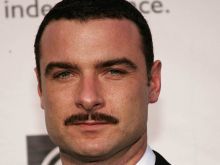 Liev Schreiber
