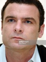 Liev Schreiber photo
