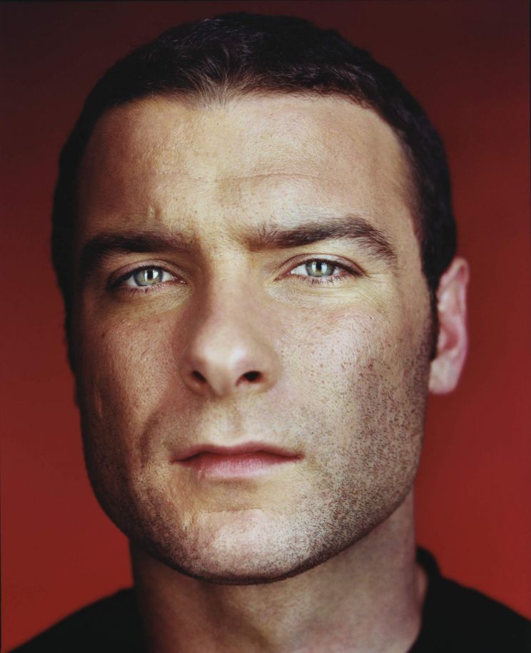 Liev Schreiber