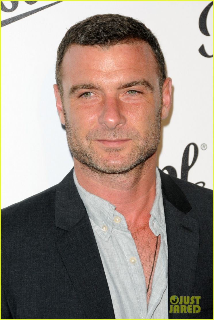 Liev Schreiber