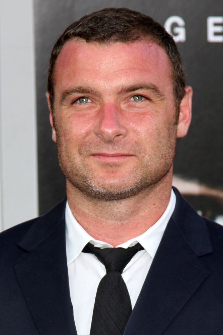 Liev Schreiber