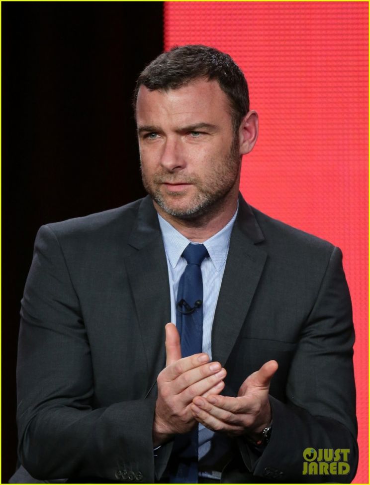 Liev Schreiber