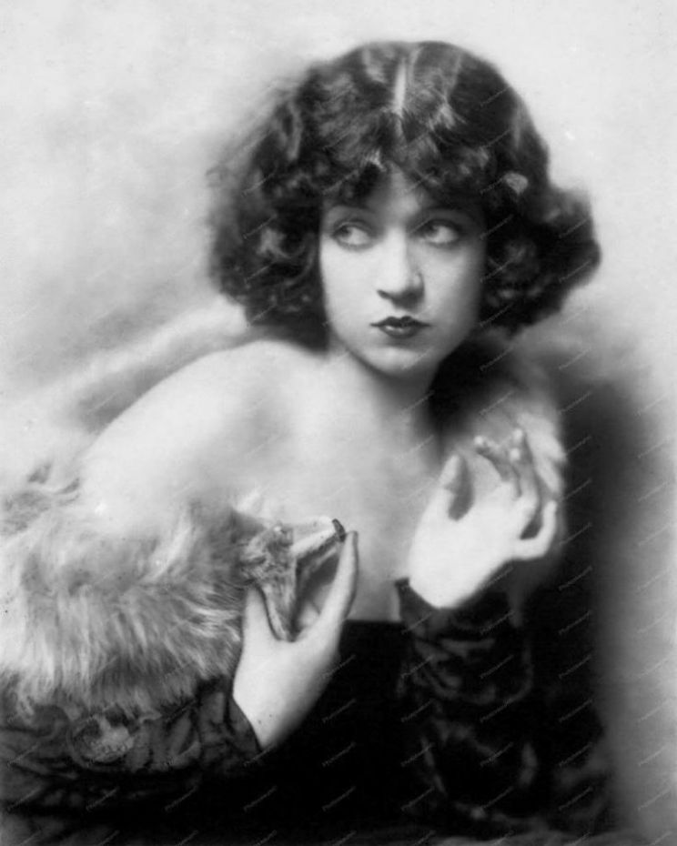 Lila Kaye