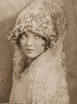 Lila Lee