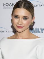 Lilan Bowden photo