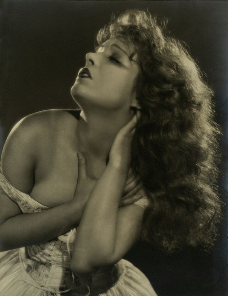 Lili Damita