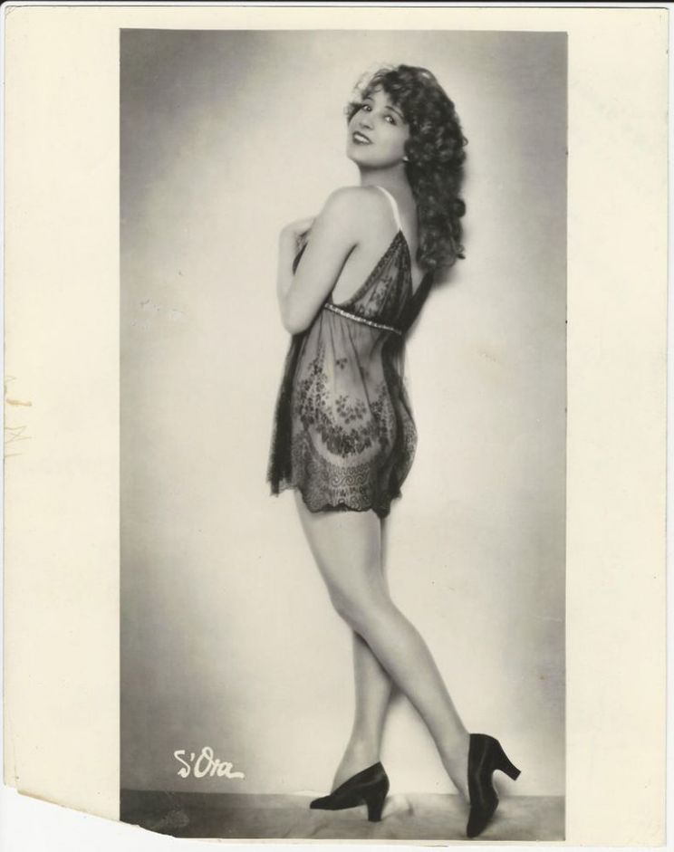 Lili Damita