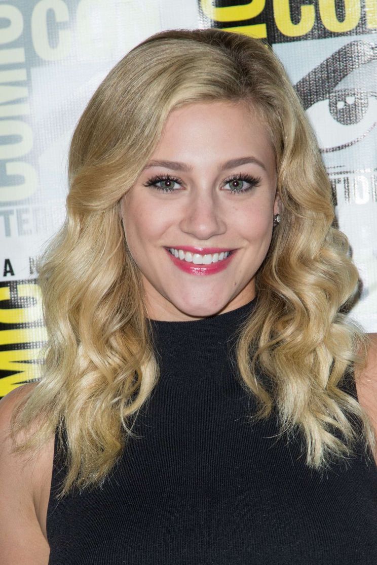 Lili Reinhart