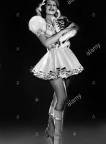 Lilian Harvey #1562858 picture (Portrait Medium)