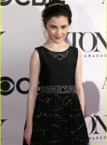 Lilla Crawford photo