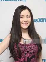 Lilla Crawford photo