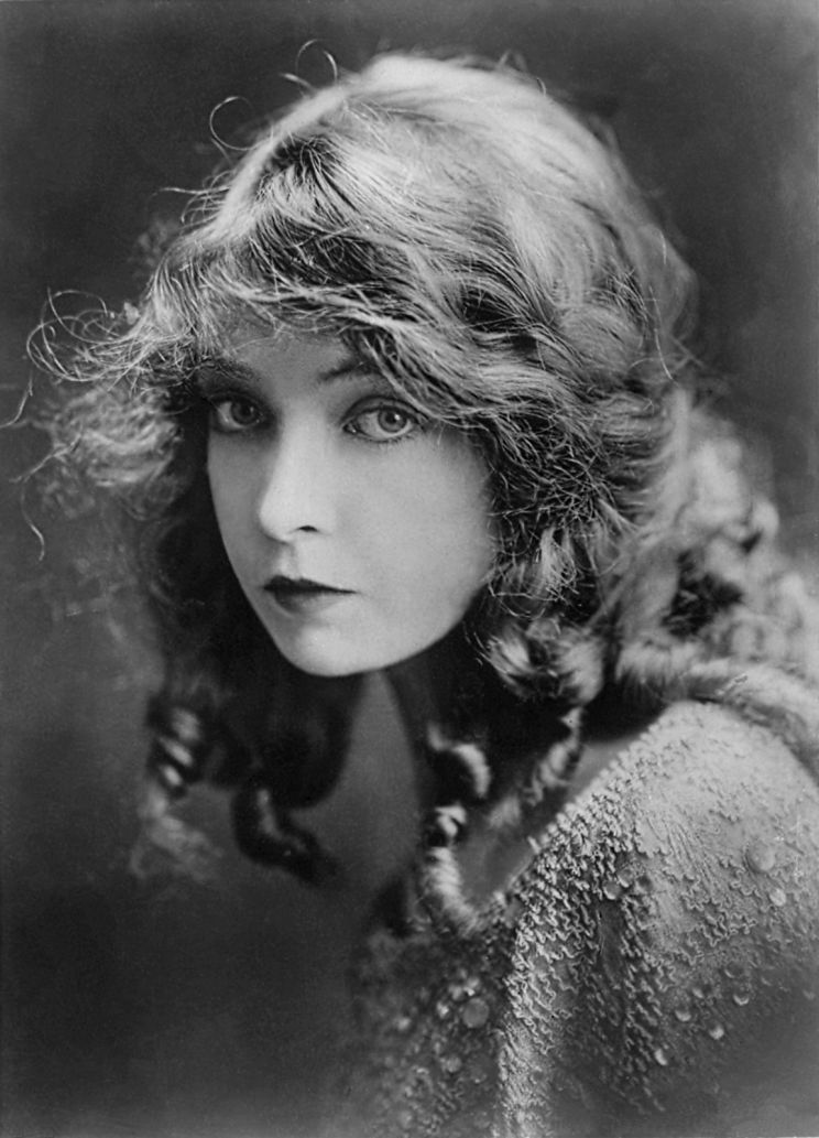 Lillian Gish