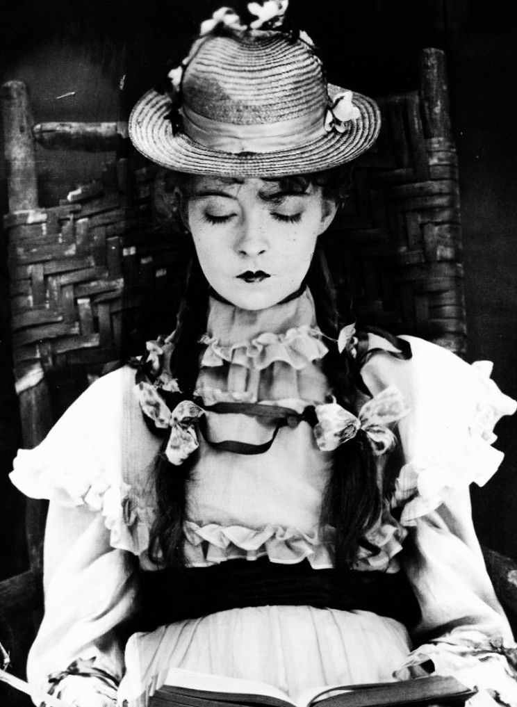 Lillian Gish