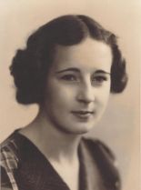 Lillian Hurst