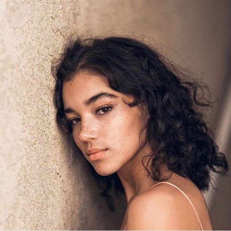 Lillian Hurst
