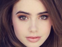 Lily Collins