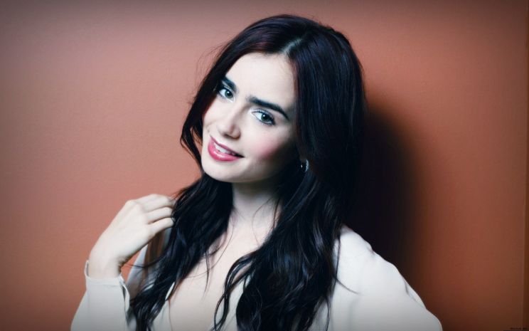 Lily Collins