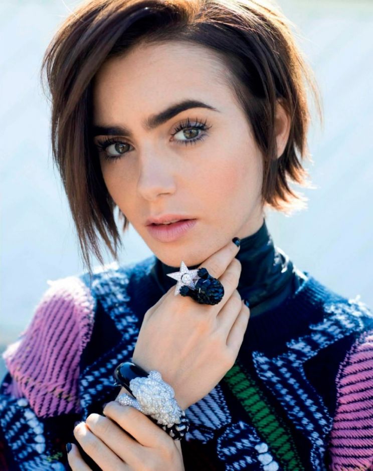 Lily Collins