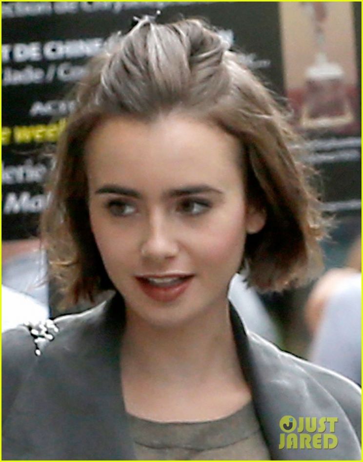 Lily Collins