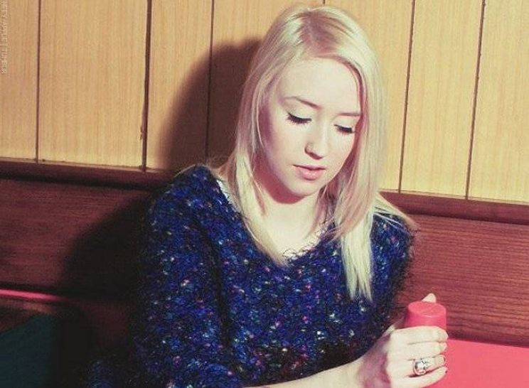 Lily Loveless