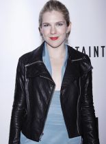 Lily Rabe photo