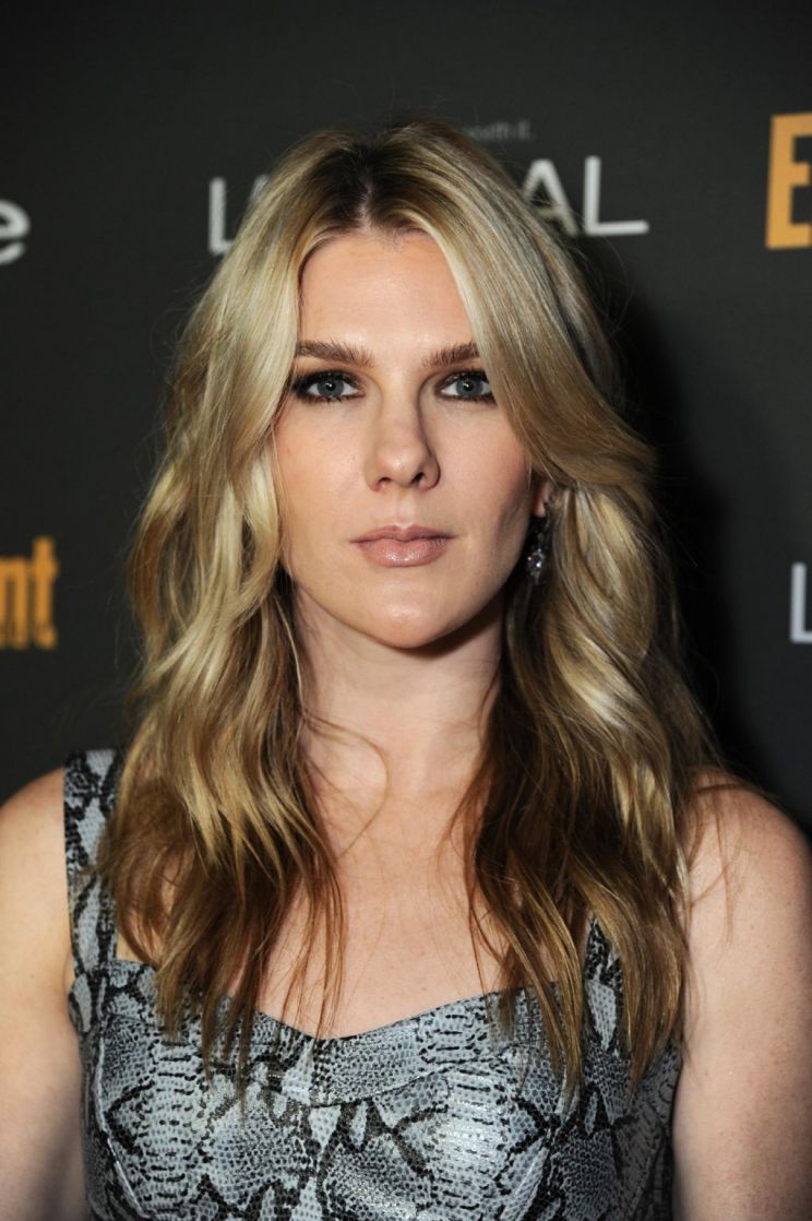 Lily Rabe