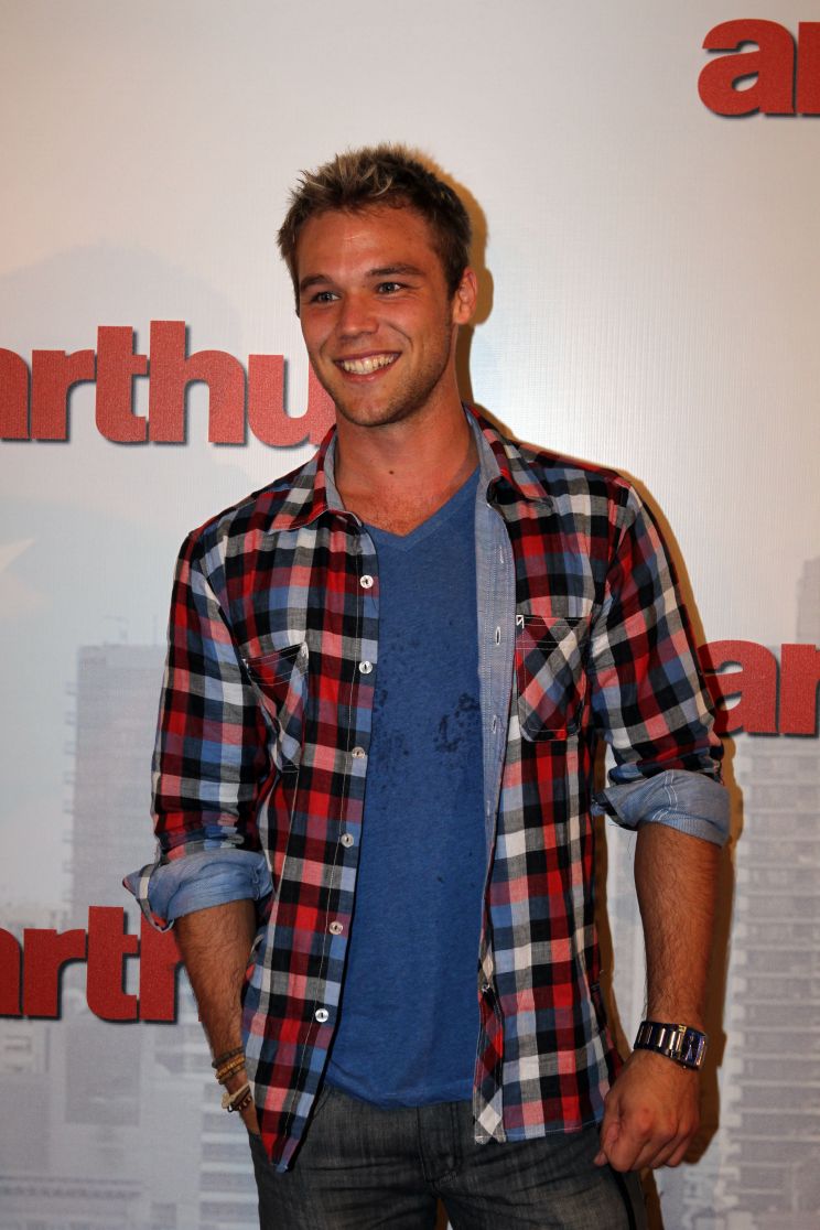 Lincoln Lewis